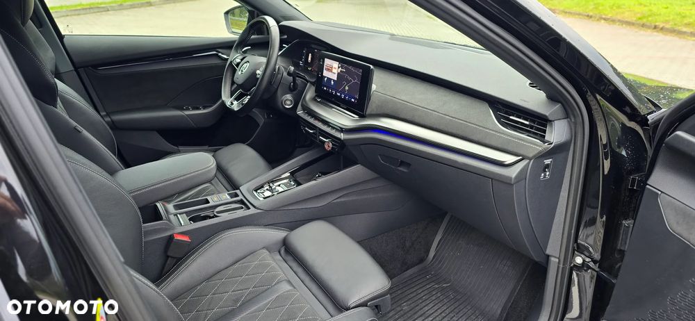 Skoda Octavia 2.0 TDI DSG 4x4 RS Plus - 17