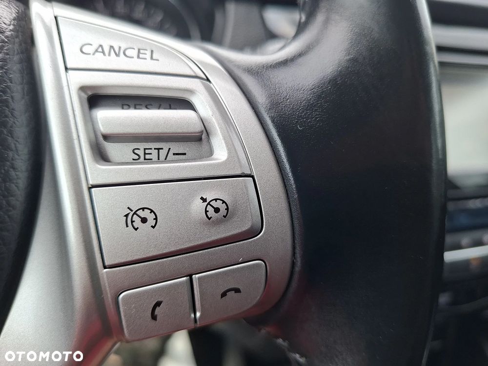 Nissan Qashqai 1.6 DCi ALL-MODE 4x4i TEKNA - 24