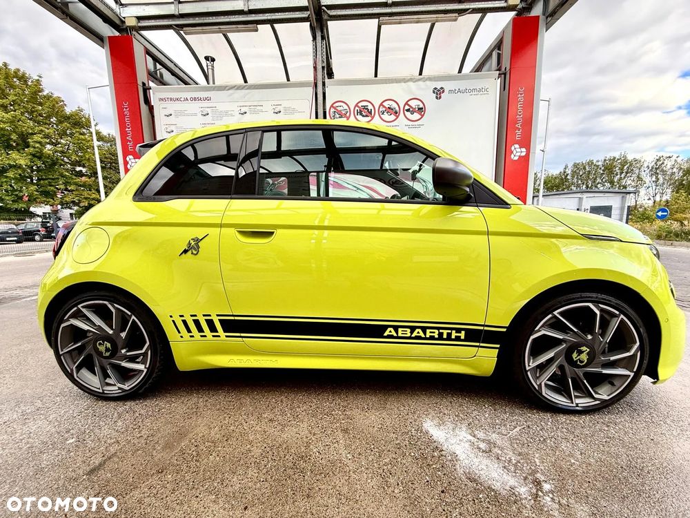 Abarth 500e 37.8kWh Turismo - 9