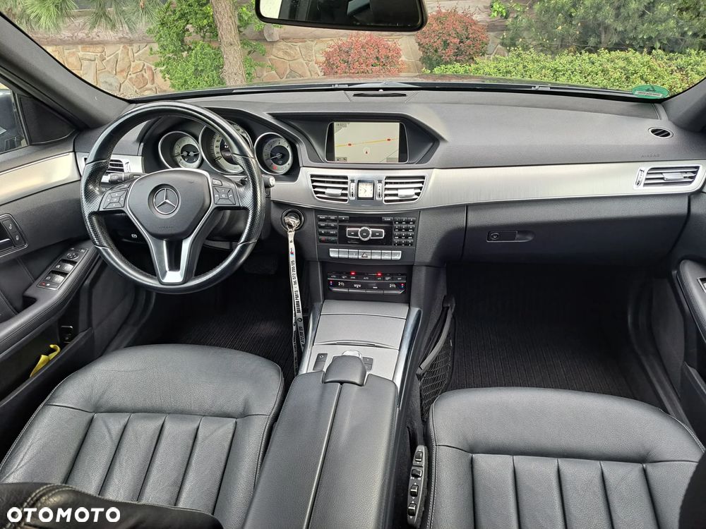 Mercedes-Benz Klasa E 350 CDI DPF BlueEFFICIENCY 7G-TRONIC Avantgarde - 30