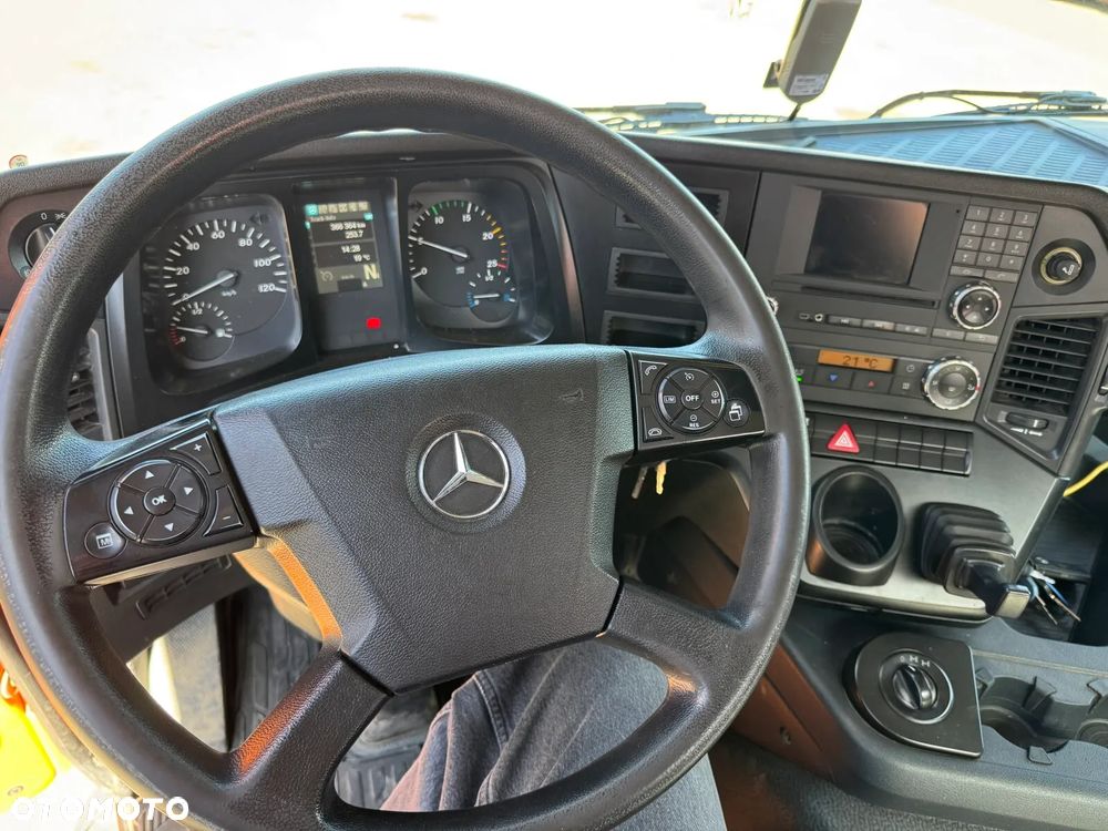 Mercedes-Benz AROCS 3246 8x4 EURO6 WYWROTKA TRÓJSTRONNA Z BORDMATIKIEM - 16