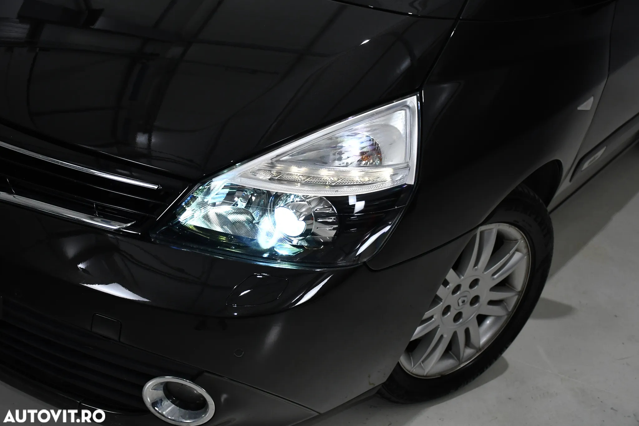 Renault Espace 2.0 dCi 175 FAP Aut. Initiale - 22