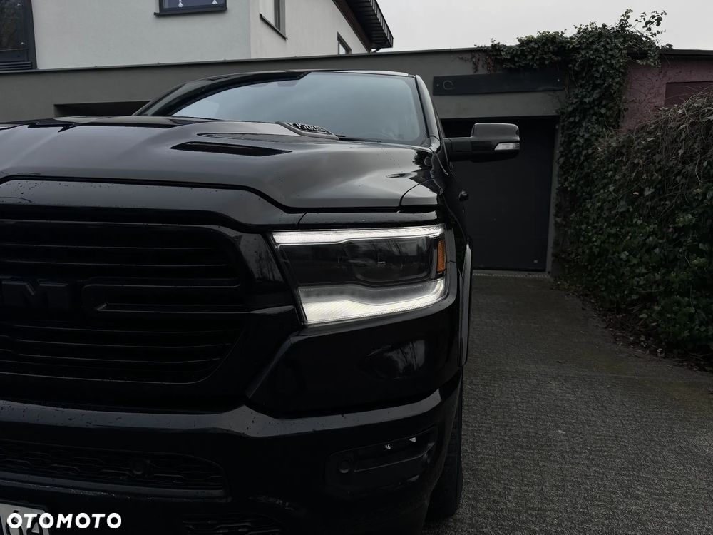 RAM 1500 Crew Cab Shortbed Laramie - 6