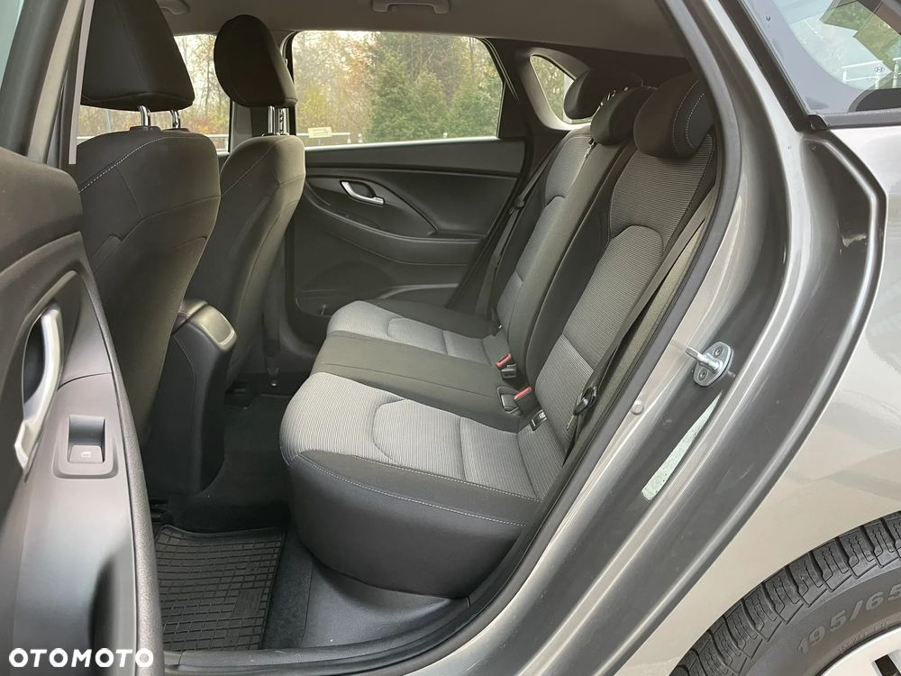 Hyundai i30 1.4 Classic + - 21