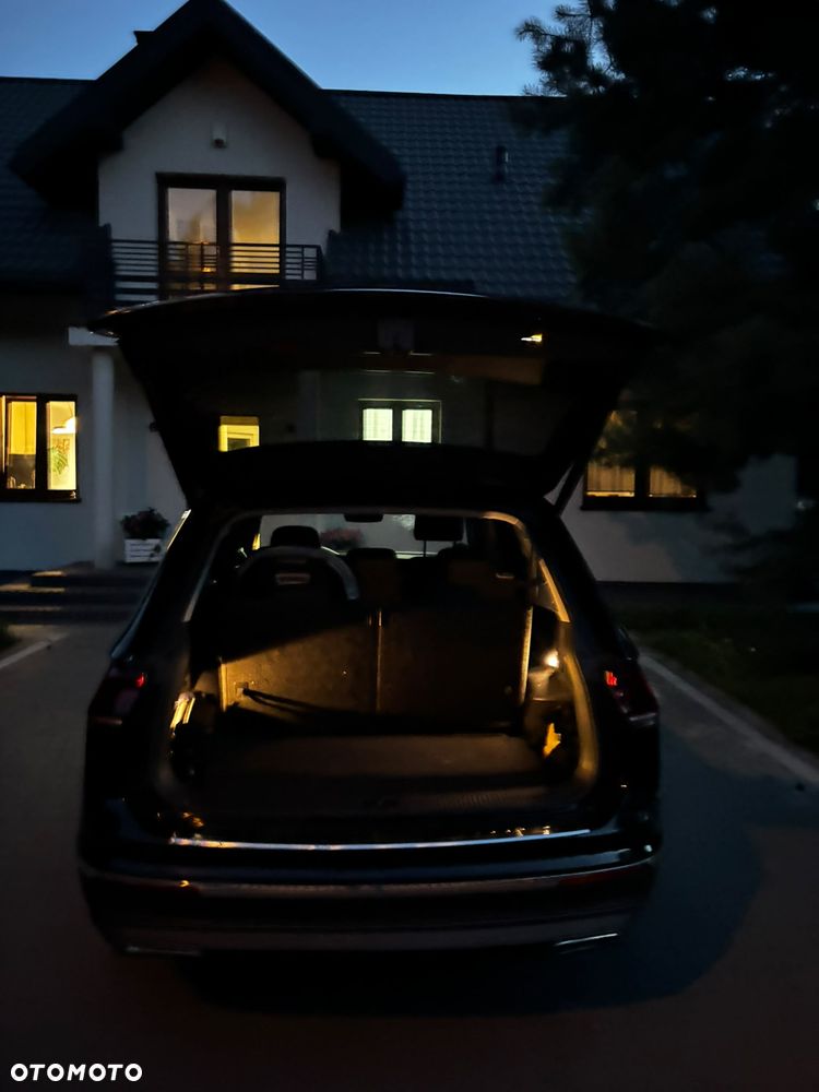 Volkswagen Tiguan Allspace 2.0 TSI 4Mot Highline DSG 7os - 11