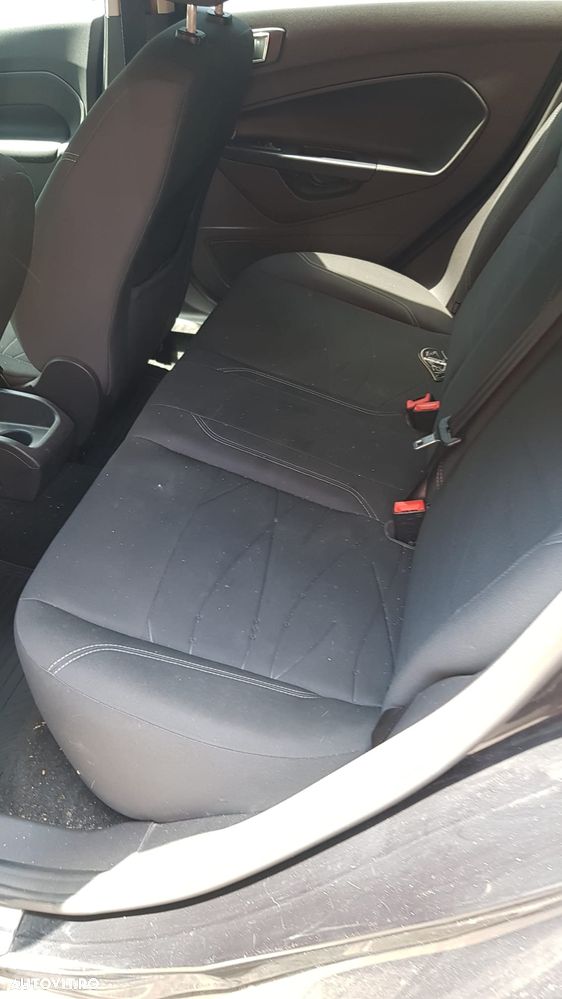 Ford Fiesta 1.5 TDCi ST Line - 6