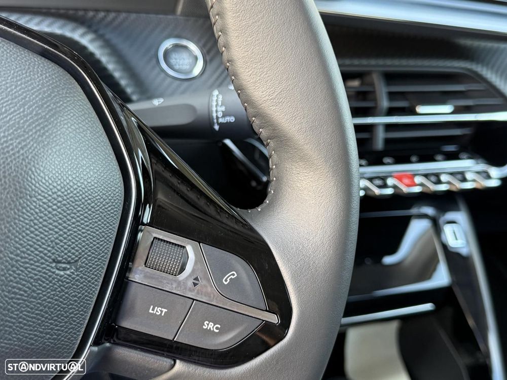 Peugeot 208 1.2 PureTech Allure - 24
