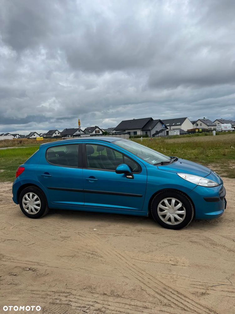 Peugeot 207 1.4 Presence - 2