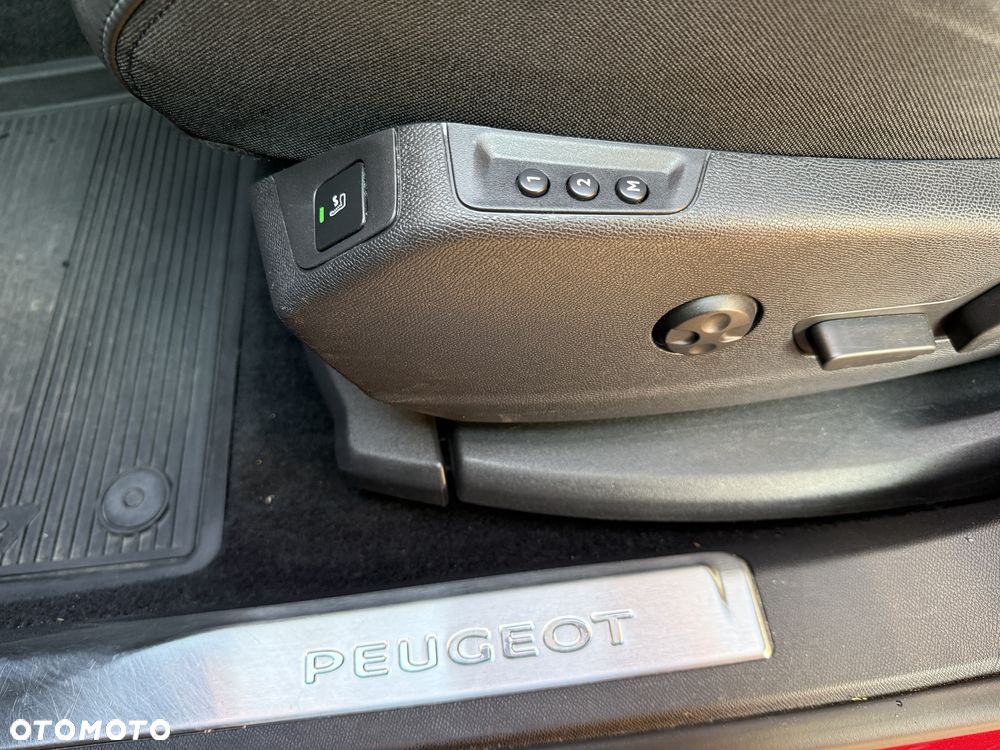 Peugeot 5008 1.5 BlueHDi GT S&S EAT8 - 22