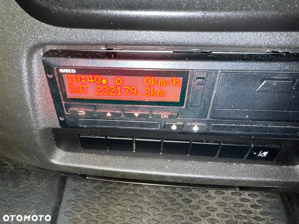 Iveco Daily* 72c18 Daily Zabudowa TEKBO  (firanka/kurtyna) - 9