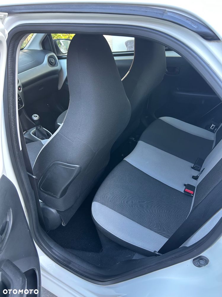 Toyota Aygo 1.0 VVT-i Sprint EU6 - 11