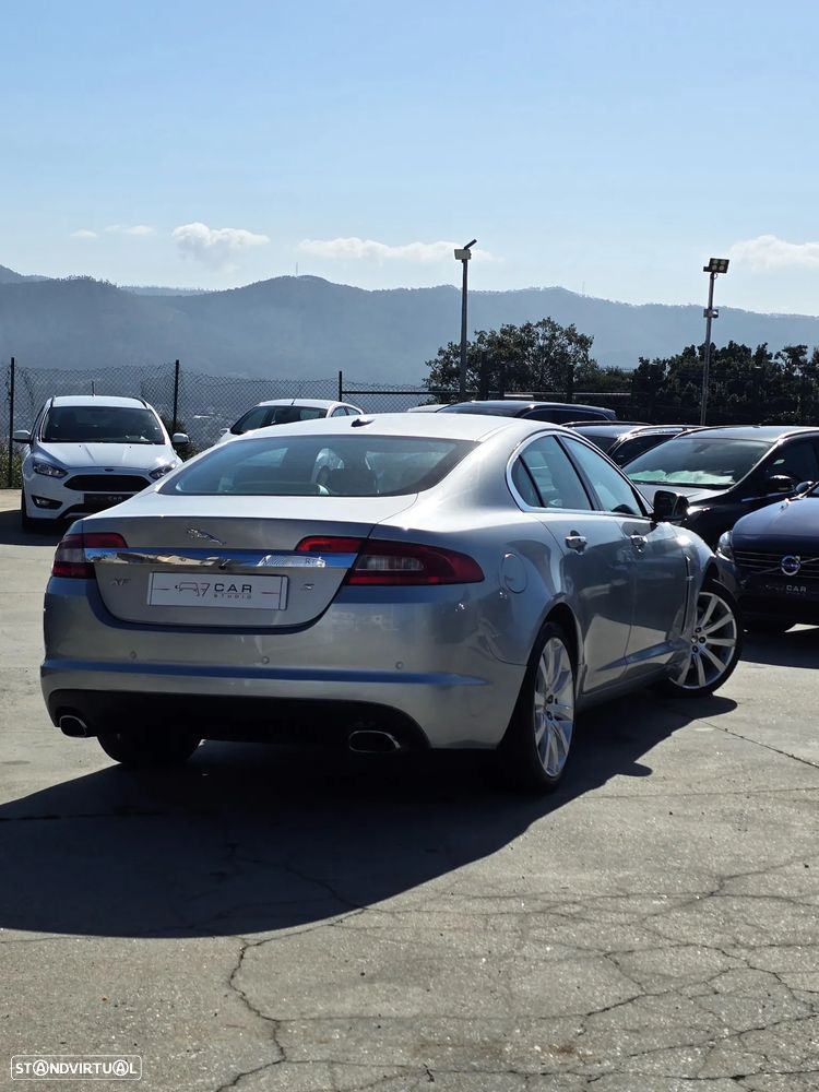 Jaguar XF 3.0 D V6 S Premium Luxury - 35