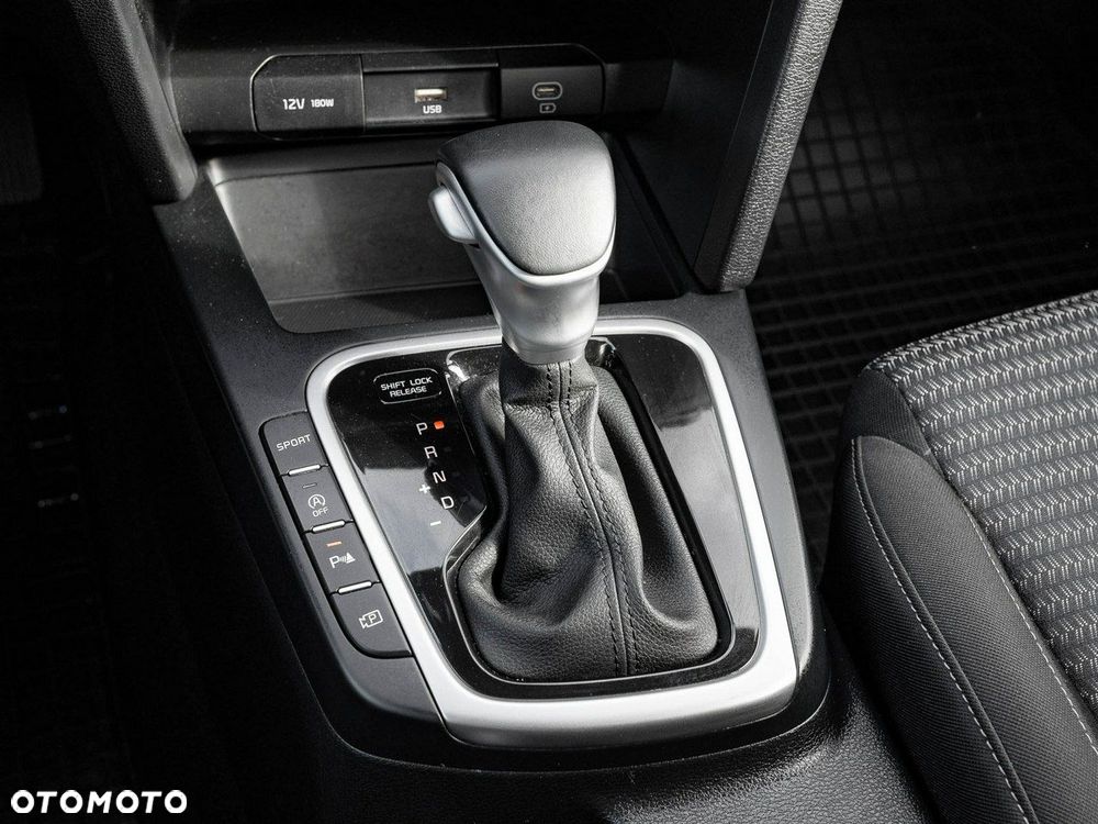 Kia Ceed 1.5 T-GDI M DCT - 14