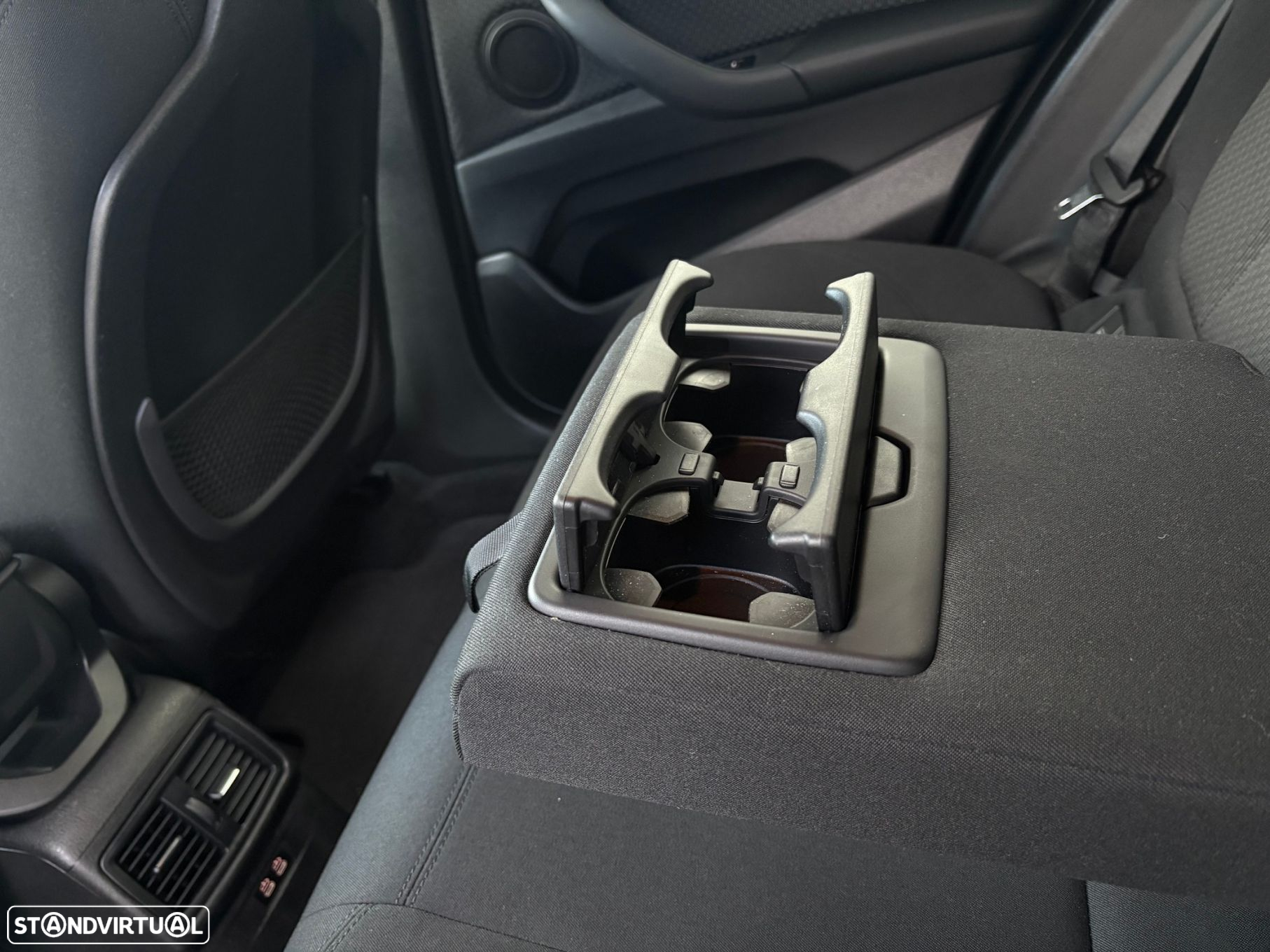 BMW X1 25 e xDrive - 33