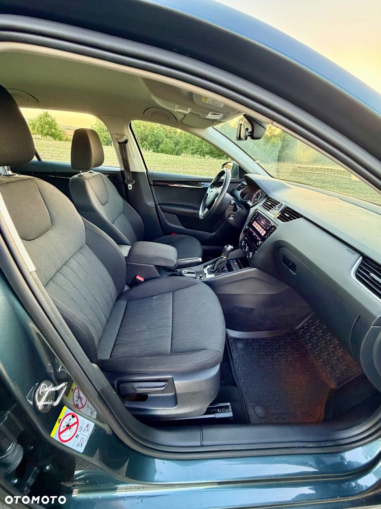 Skoda Octavia 1.5 TSI ACT Style DSG - 28