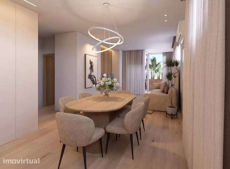 Apartamento T2 Totalmente Renovado, Mobilado e com Garagem | Eiras - Grande imagem: 2/6