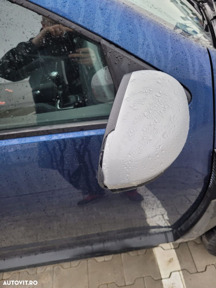 Dacia Duster 1.6 SCe Essential - 9