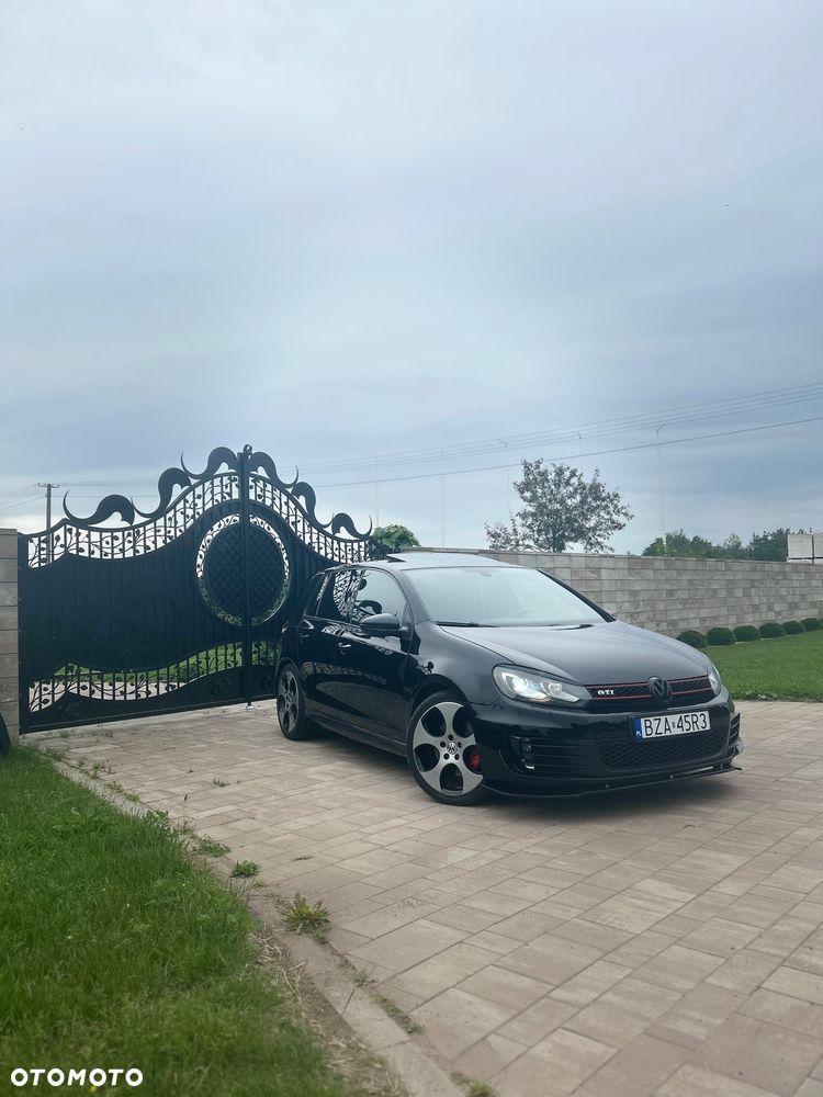 Volkswagen Golf 2.0 GTI DSG - 1