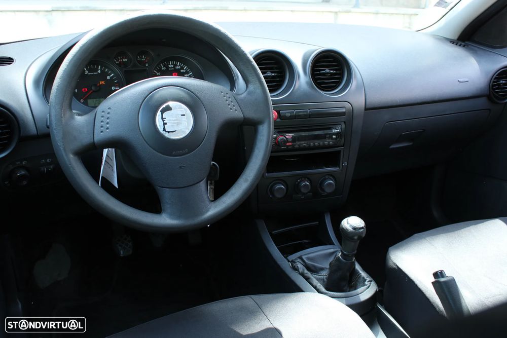 SEAT Ibiza 1.4 16V Signo - 9