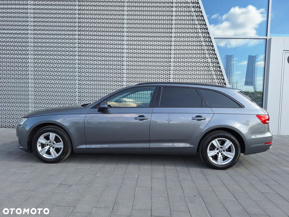 Audi A4 Avant 2.0 TDI S tronic - 9