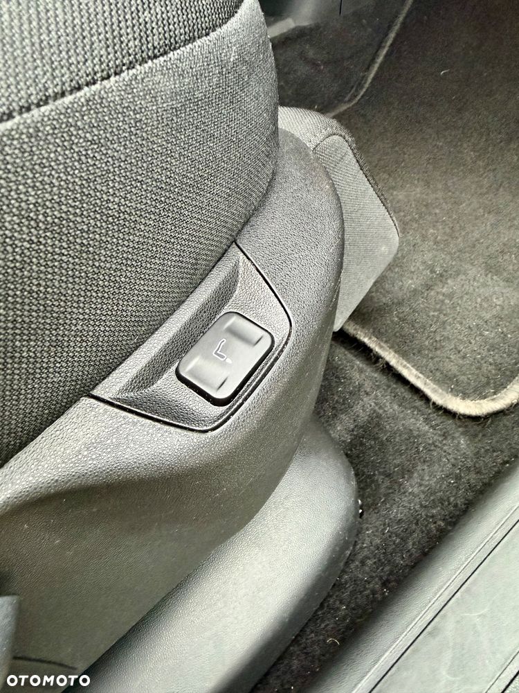 Citroën C4 Picasso THP 155 Exclusive - 25