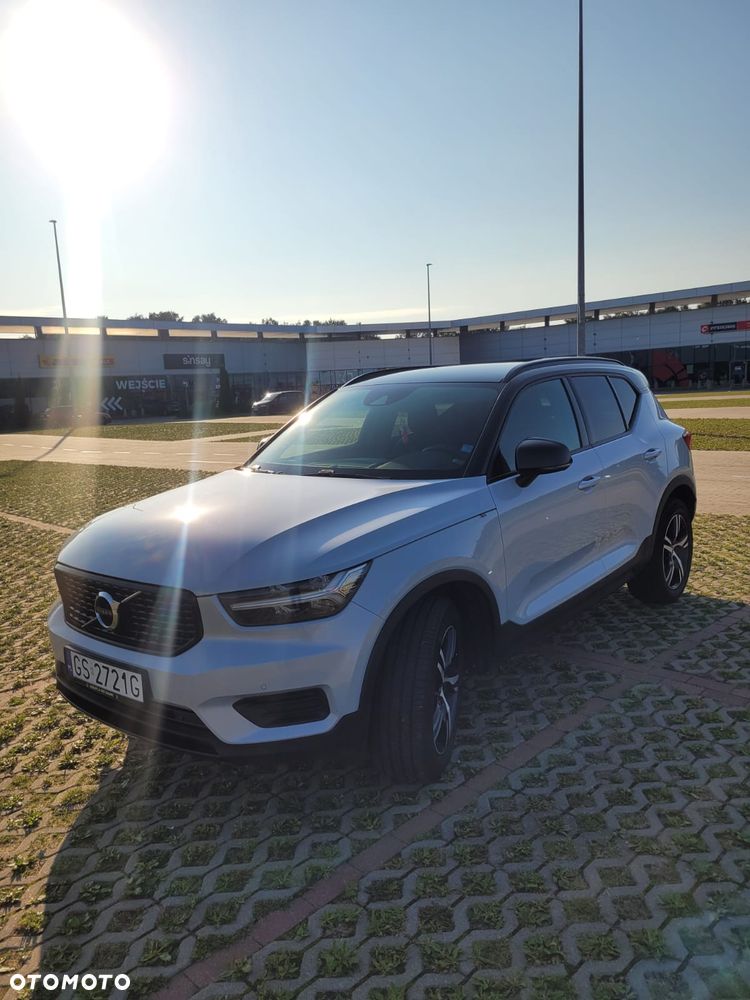 Volvo XC 40 T4 R-Design - 4