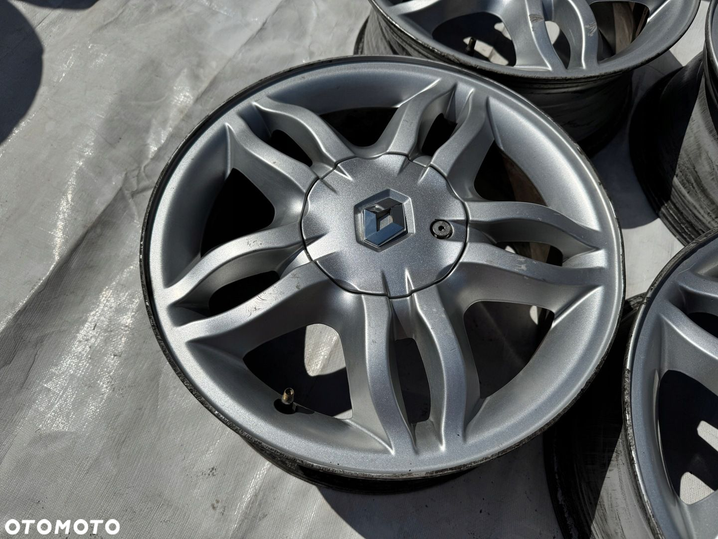 Felgi Renault 4x100 6J 15" ET50 701 - 5