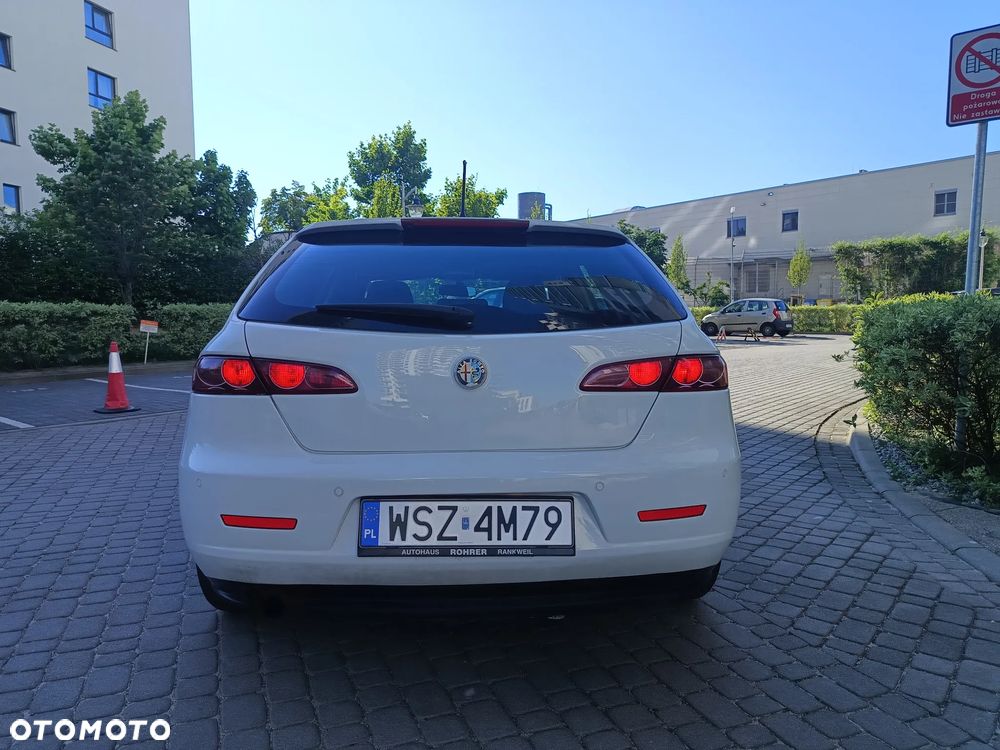 Alfa Romeo 159 - 2