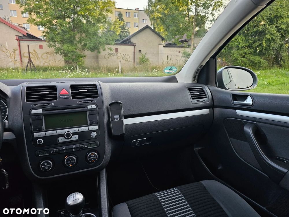 Volkswagen Golf 2.0 TDI United - 12
