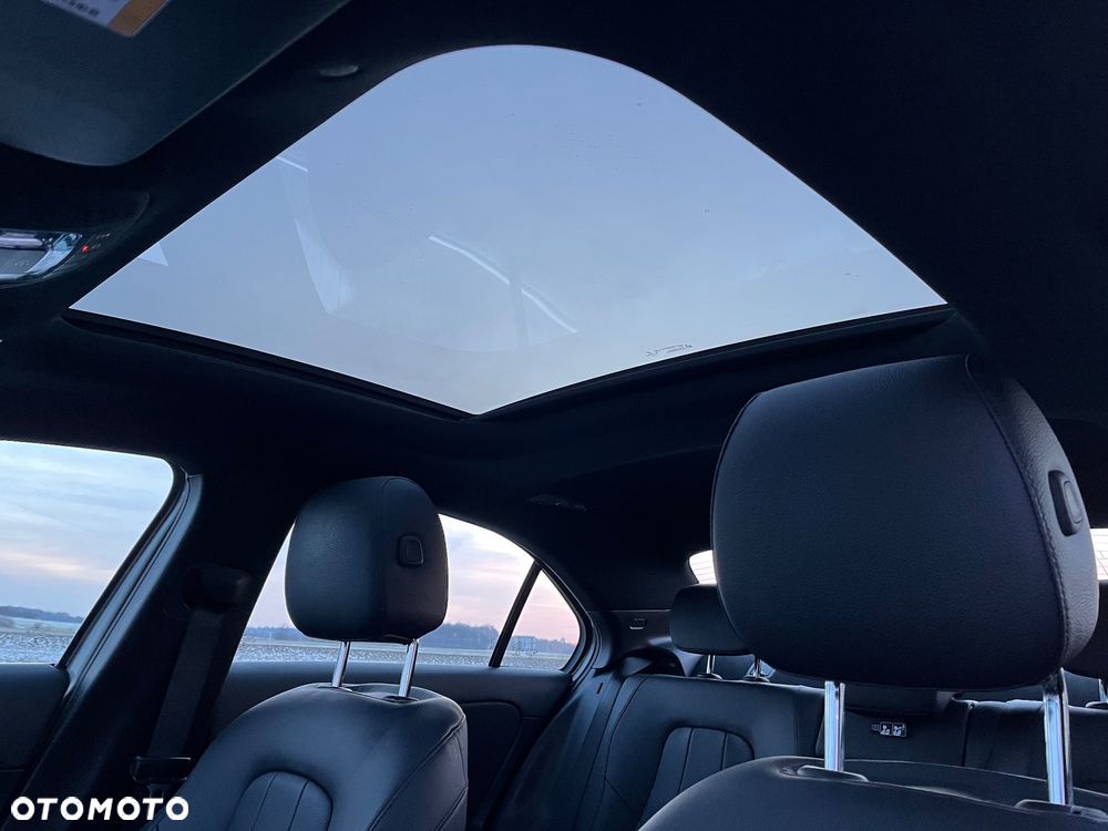 Mercedes-Benz Klasa A 220 7G-DCT Progressive - 35