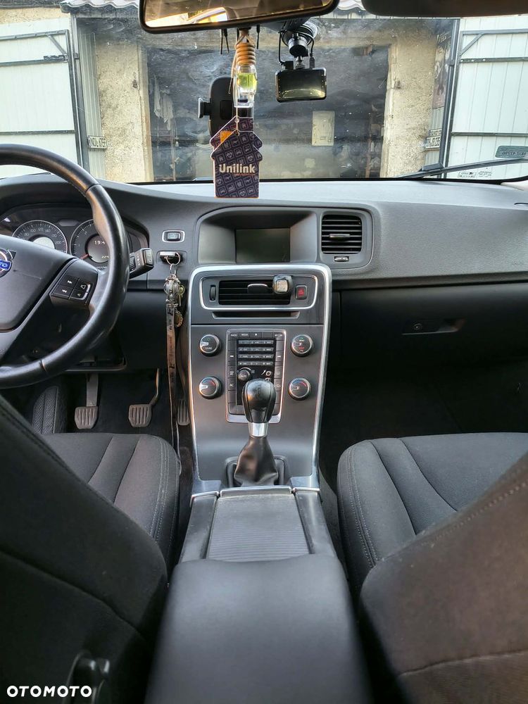 Volvo V60 DRIVe - 10