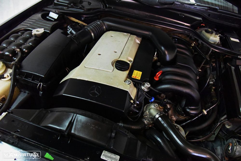 Mercedes-Benz SL 280 - 24
