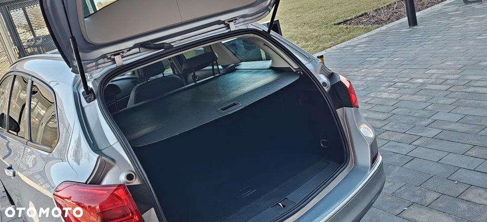 Opel Astra 1.4 Turbo Cosmo - 23