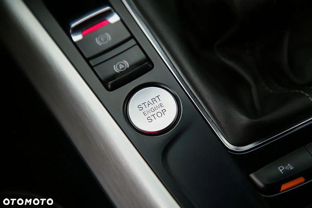 Audi A4 1.8 TFSI quattro S line Sportpaket - 30