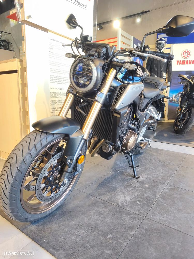 Honda CB 650R - 5