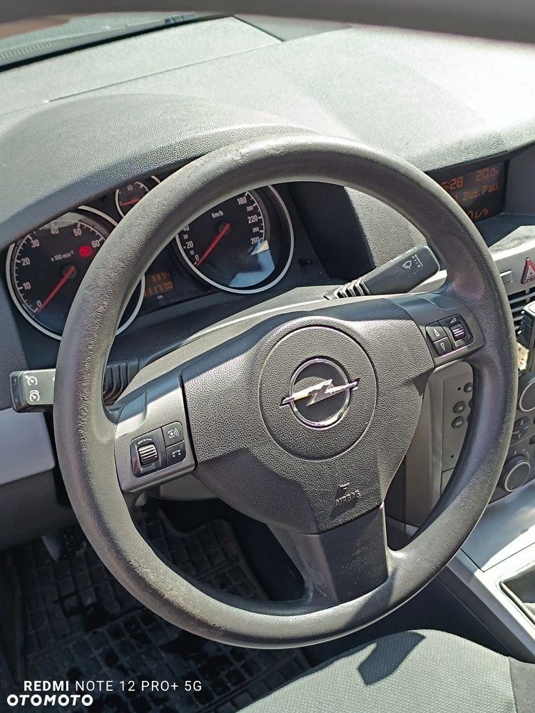 Opel Astra 1.6 Enjoy - 13