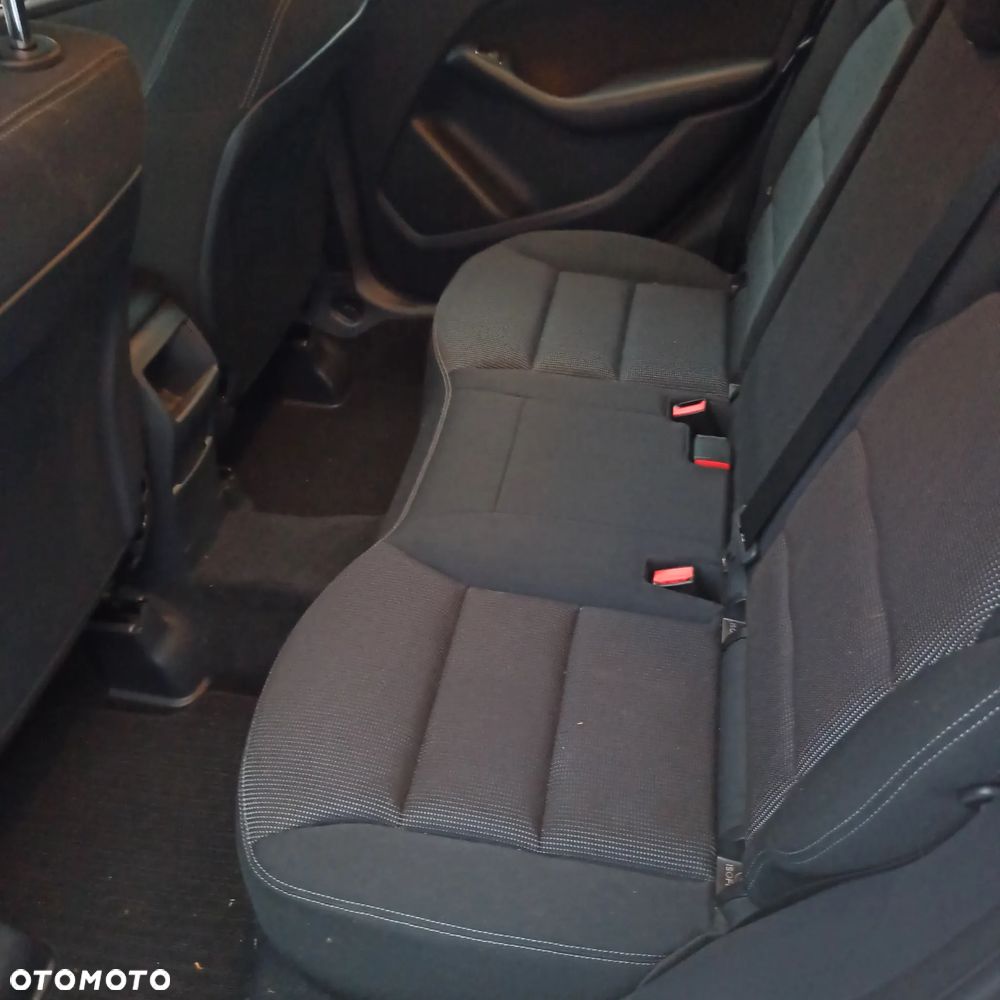 Mercedes-Benz Klasa B 180 (BlueEFFICIENCY) - 8