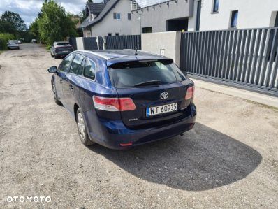 Toyota Avensis 2.0 D-4D - 4
