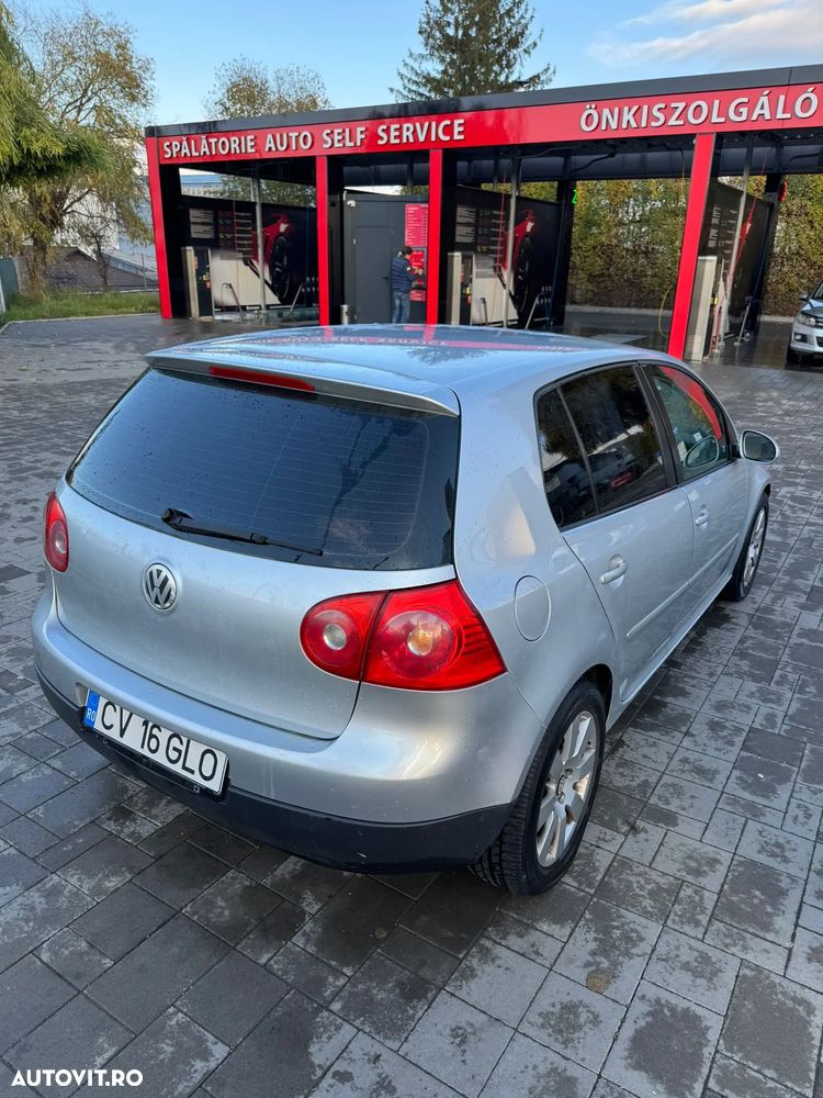 Volkswagen Golf 1.9 TDI DPF Trendline - 12