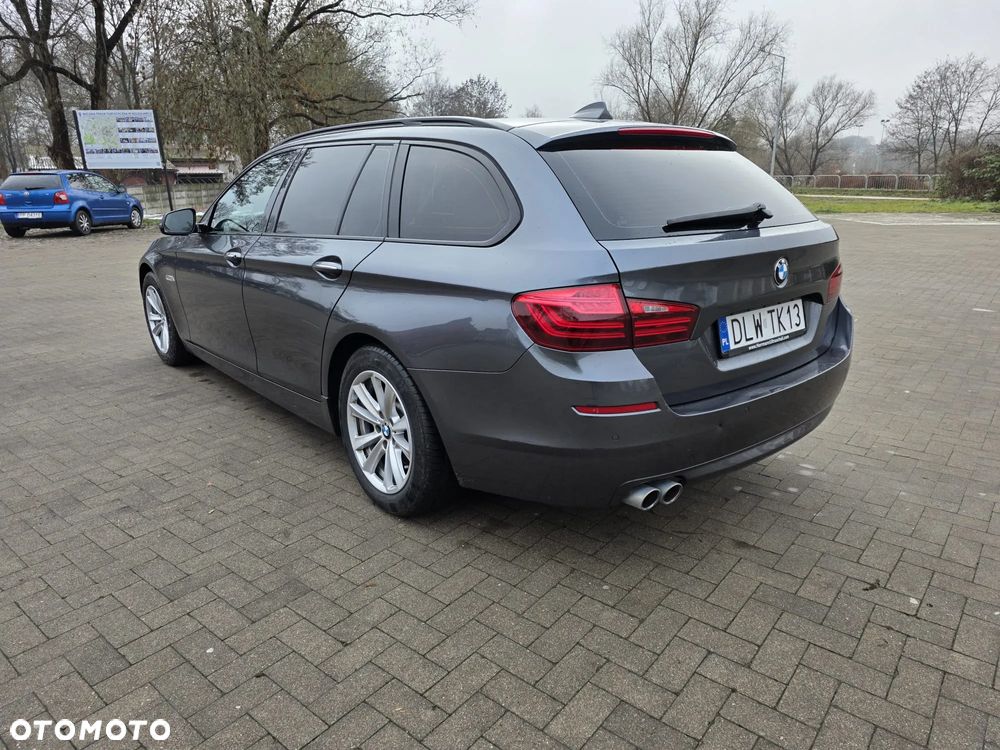 BMW Seria 5 520d xDrive Sport Line - 4