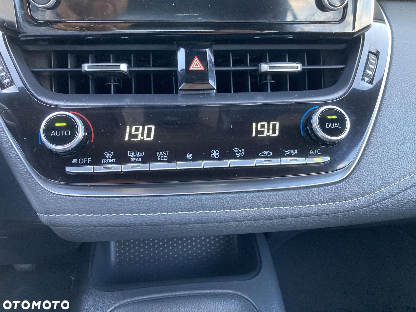 Toyota Corolla 1.2 T Comfort - 17