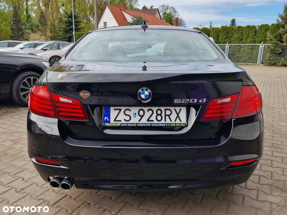 BMW Seria 5 520d Modern Line - 10