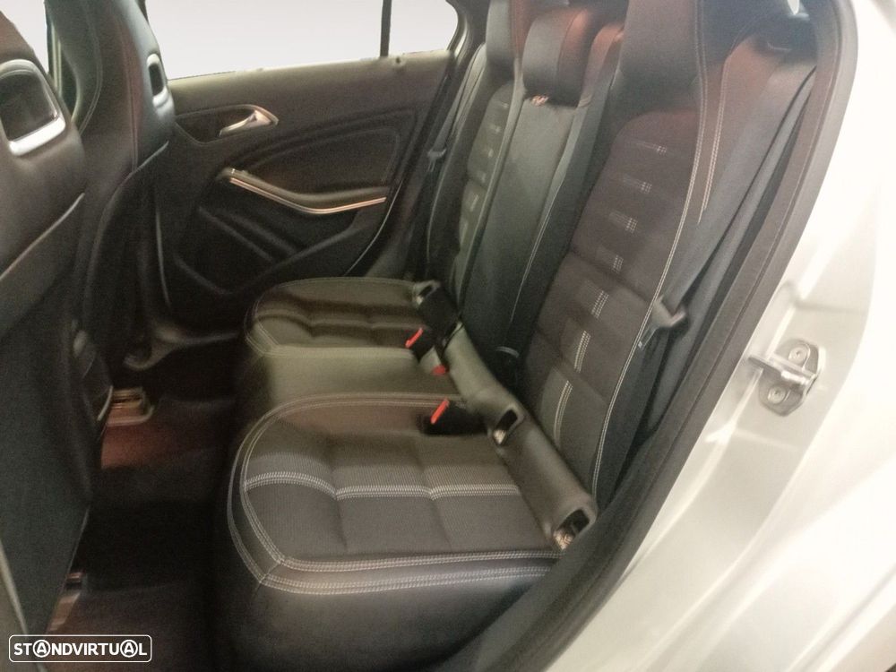 Mercedes-Benz A 180 Limousine - 14