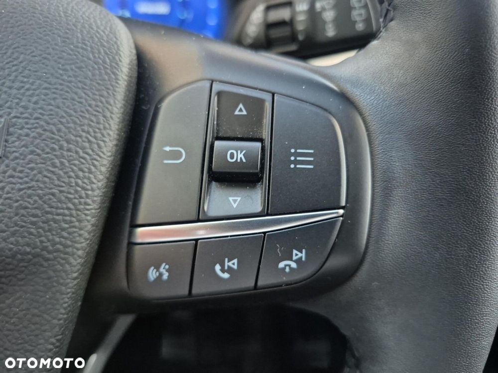 Ford Kuga - 19