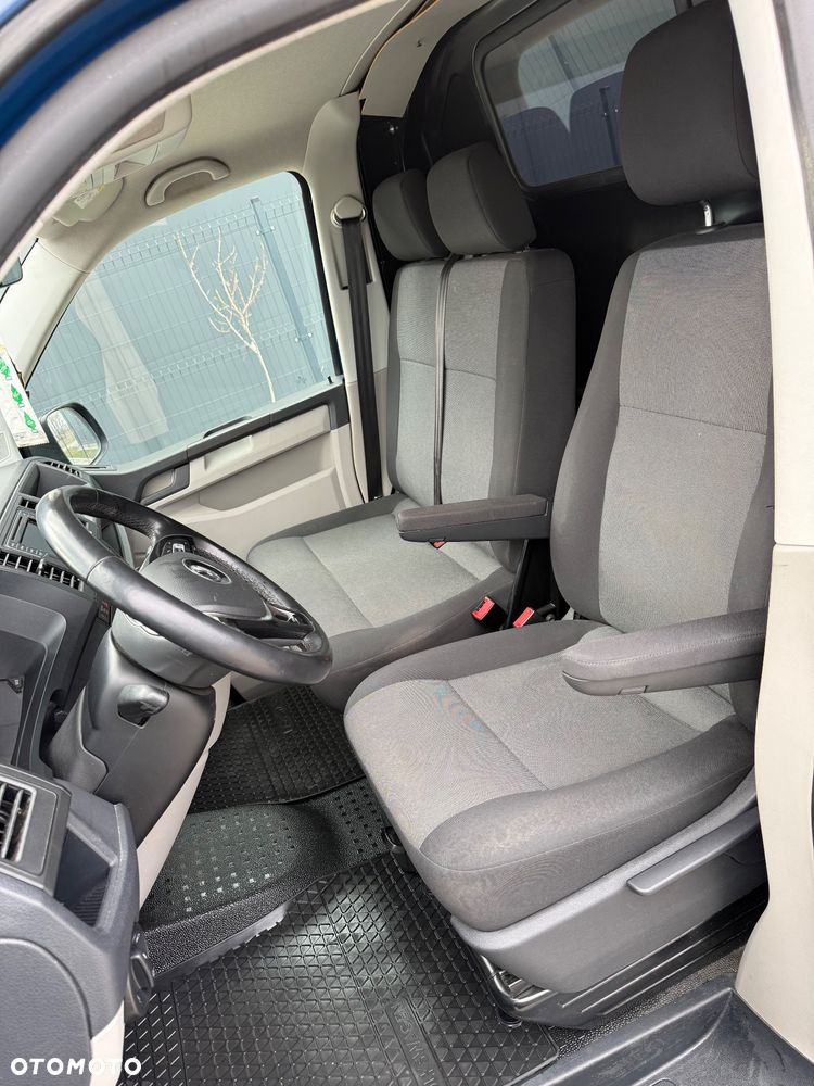 Volkswagen Transporter - 8