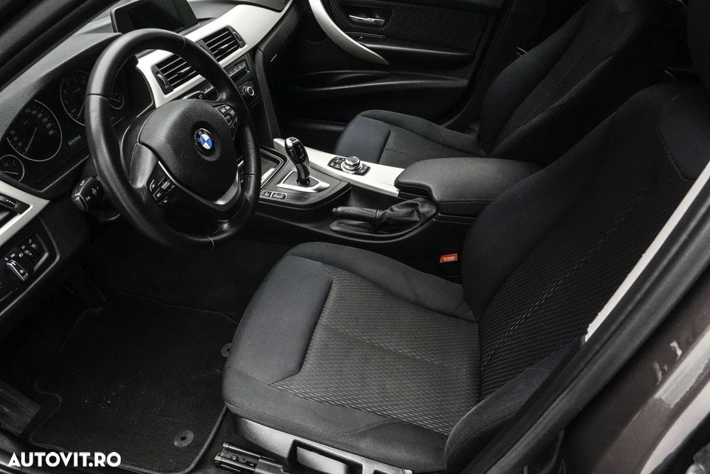BMW Seria 3 - 12