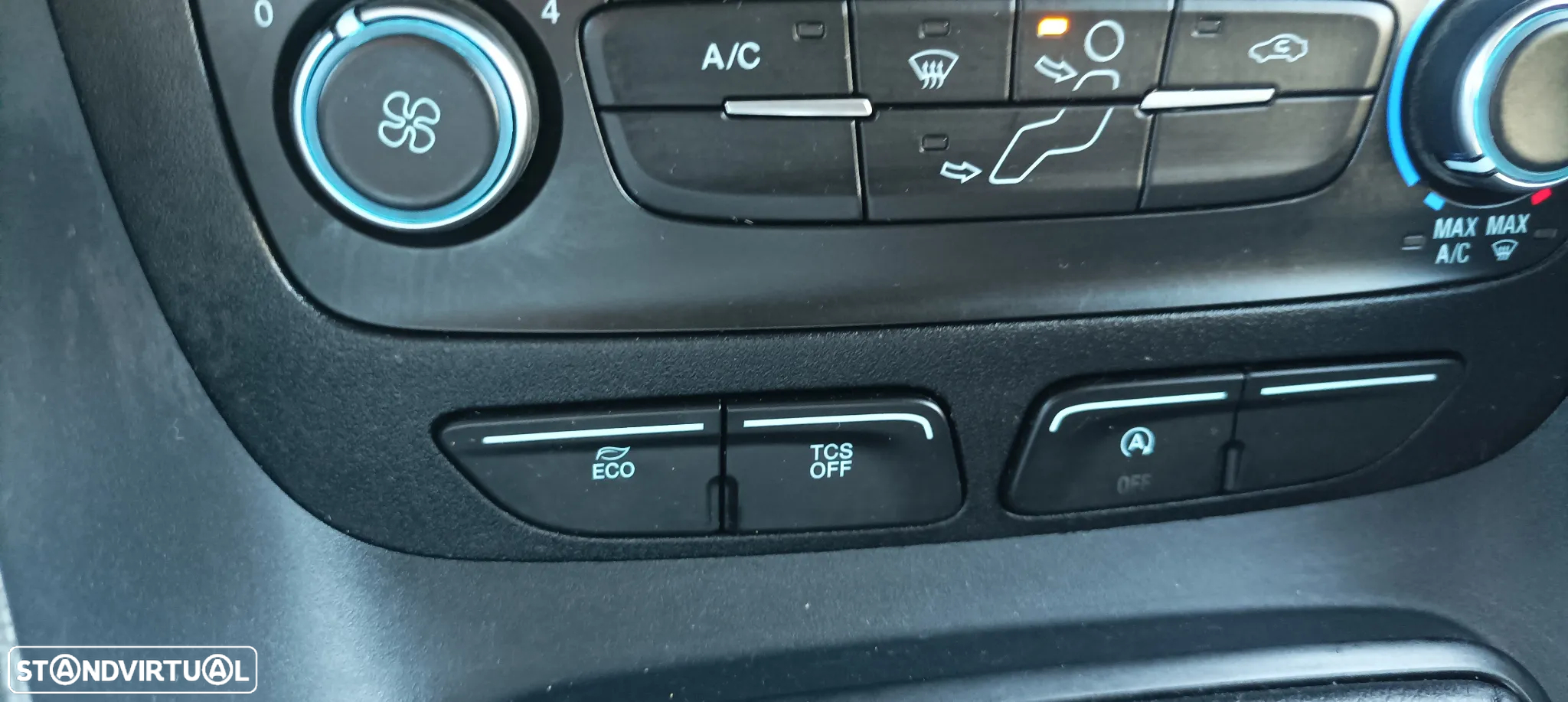 Ford Transit Connect - 20