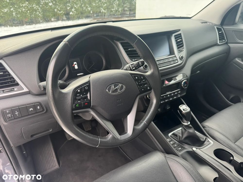 Hyundai Tucson blue 1.7 CRDi 2WD Advantage - 23