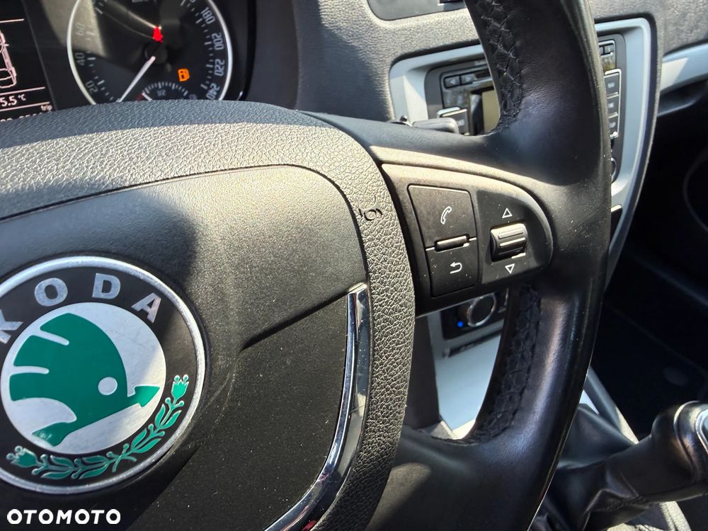 Skoda Octavia 1.6 TDI DPF 4x4 Ambition - 17