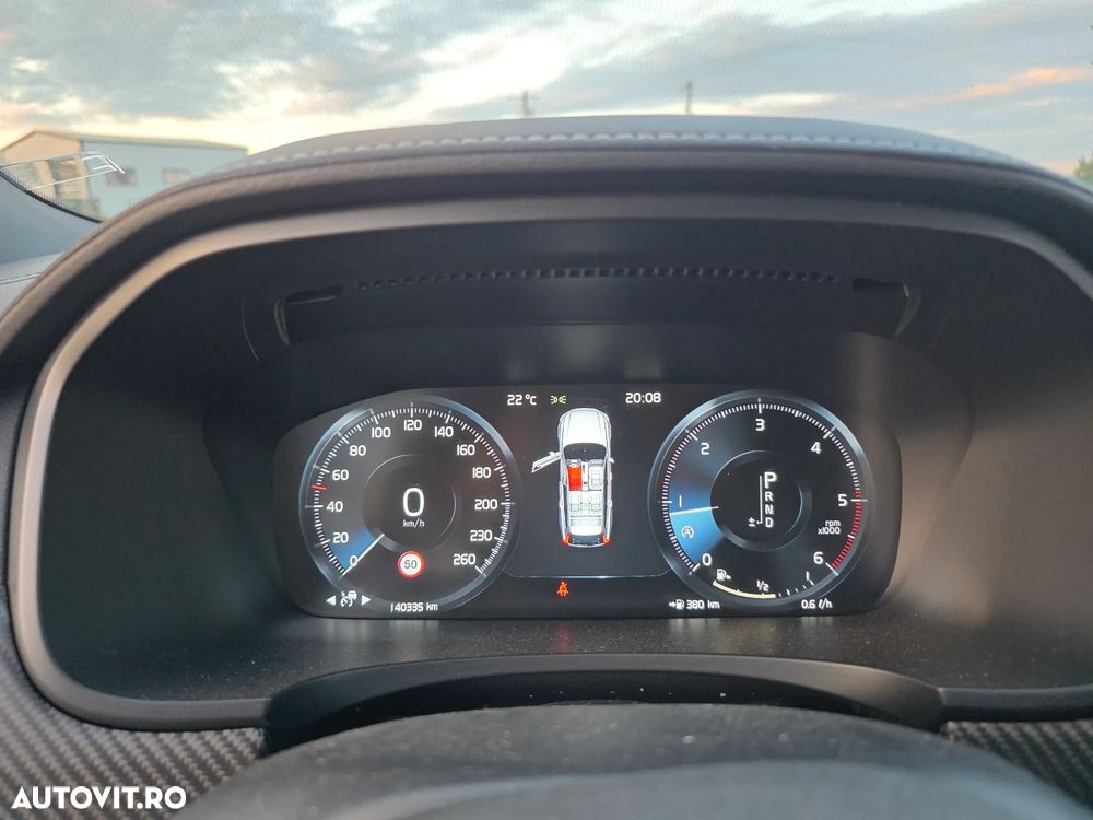 Volvo V90 D5 AWD Geartronic Ocean Race - 10